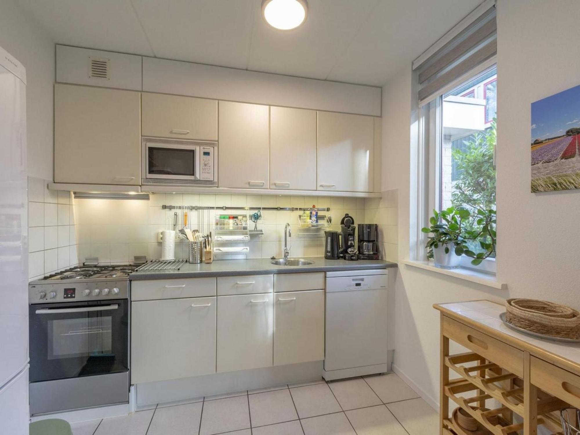 Cozy Holiday Home With Pool Sint Maartensvlotbrug 외부 사진