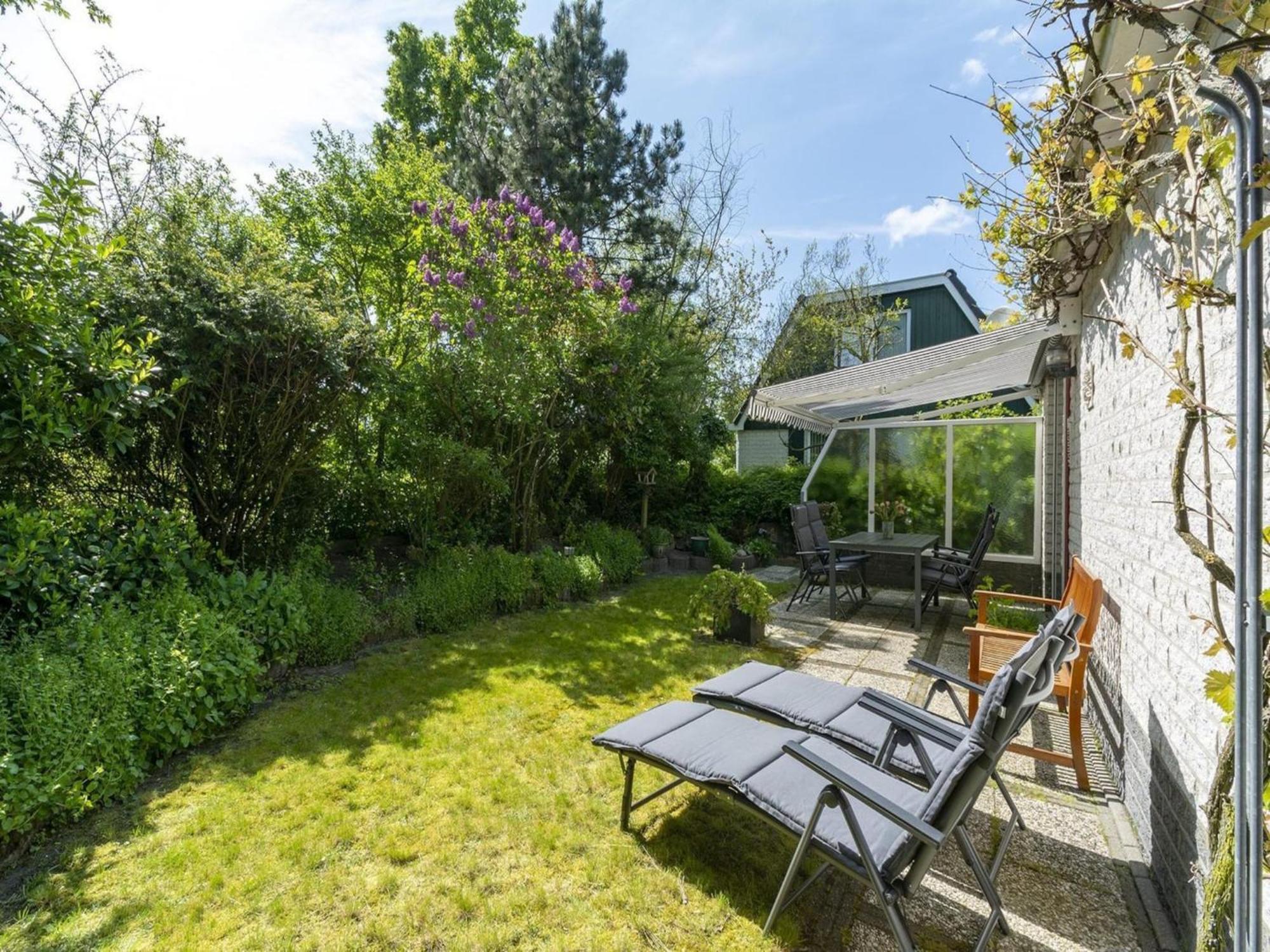 Cozy Holiday Home With Pool Sint Maartensvlotbrug 외부 사진